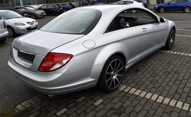 Gebraucht Mercedes CL500 387 PS (284 kW) 2008 Silber Coupé
