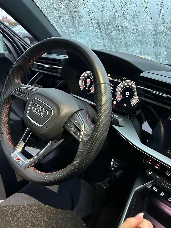 Usata Audi A3 Advanced 110 CV (80 kW) 2021 Grigio Berlina