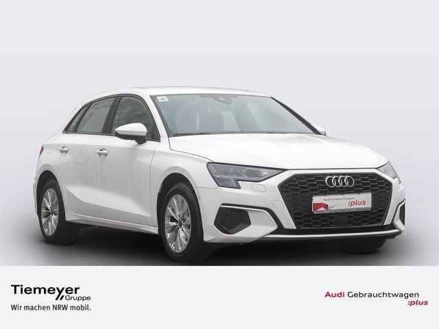 Weiß Gebraucht 2021 Audi A3 Sportback e-tron Comfort Limousine | 20.440 € (Fairer Preis) - Bild 1/1