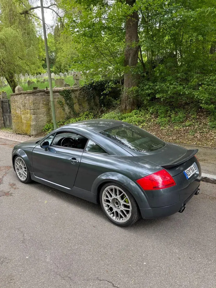 Gebraucht Audi TT S-Line 224 PS (164 kW) 2000 Grau Coupé