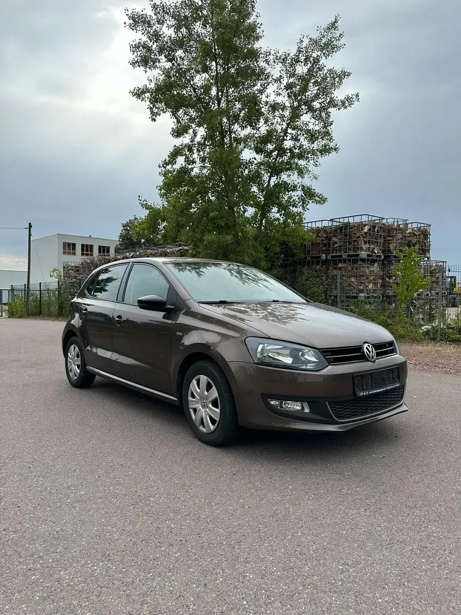 Gebraucht VW Polo Match 69 PS (50 kW) 2012 Braun Kleinwagen