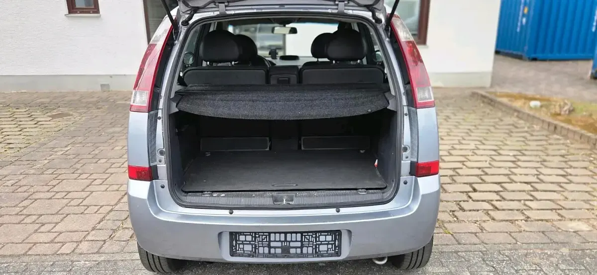 Gebraucht Opel Meriva 101 PS (74 kW) 2004 Silber Van / Kleinbus