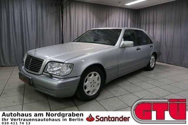 Silber metallic Gebraucht 1994 Mercedes S500 Limousine | 14.490 € - Bild 1/4