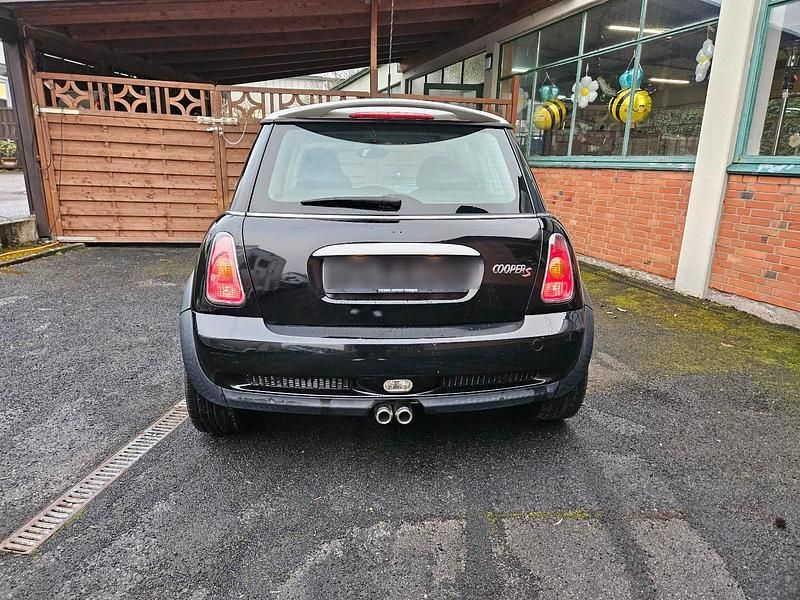 Gebraucht Mini Cooper S 170 PS (125 kW) 2003 Schwarz Kleinwagen