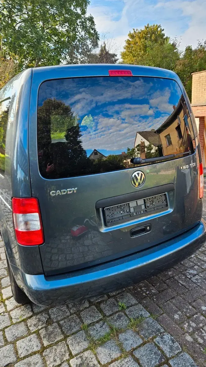 Second-hand VW Caddy Life 105 CP (77 kW) 2009 Gri Monovolum
