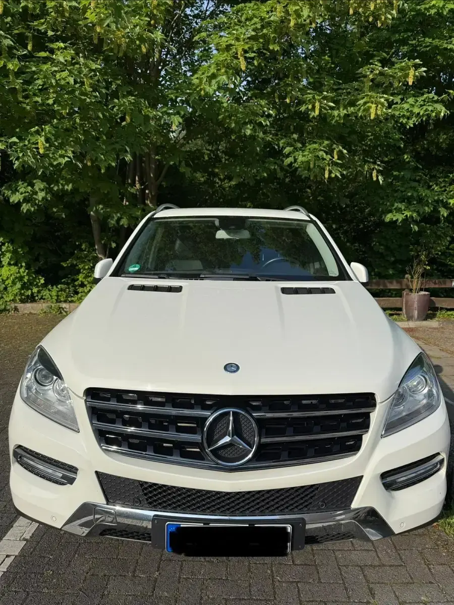 Gebraucht Mercedes ML250 204 PS (150 kW) 2012 Weiß SUV