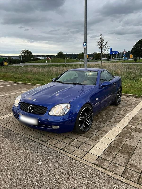 Gebraucht Mercedes SLK230 197 PS (144 kW) 1998 Blau Cabrio
