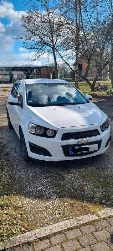 Gebraucht Chevrolet Aveo 84 PS (61 kW) 2011 Weiß Limousine