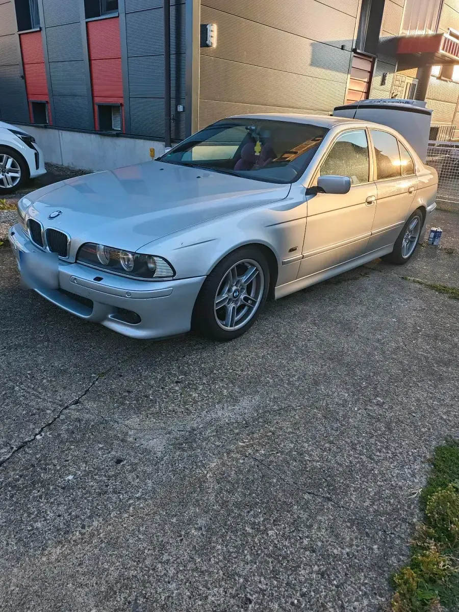 Gebraucht BMW 520 170 PS (125 kW) 2001 Silber Limousine