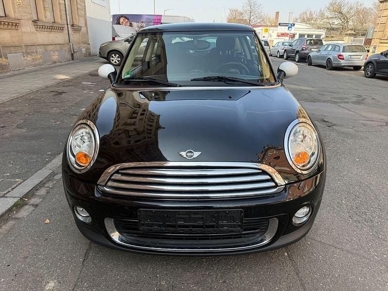 Gebraucht Mini ONE 98 PS (72 kW) 2011 Schwarz Kleinwagen