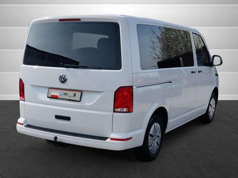Gebraucht VW Multivan Trendline 150 PS (110 kW) 2021 Weiss Van / Kleinbus