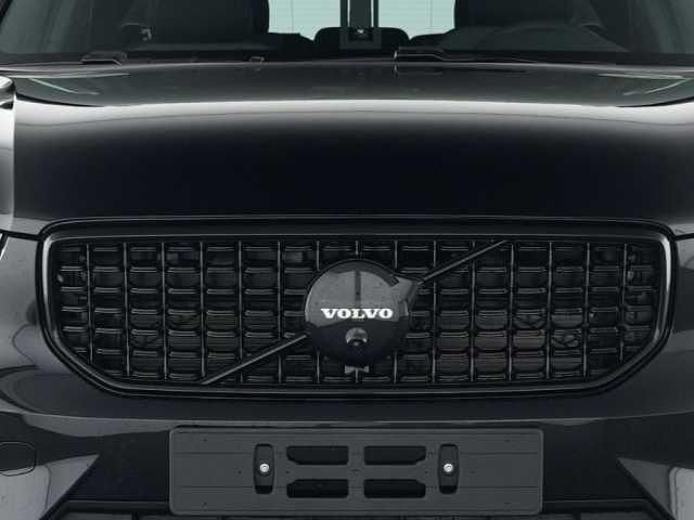 Gebraucht Volvo XC40 120 PS (88 kW) 2025 SUV