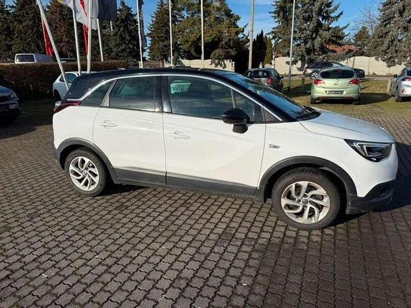 Gebraucht Opel Crossland X Innovation 131 PS (96 kW) 2017 Schneeweiss/olympic/summit whi SUV