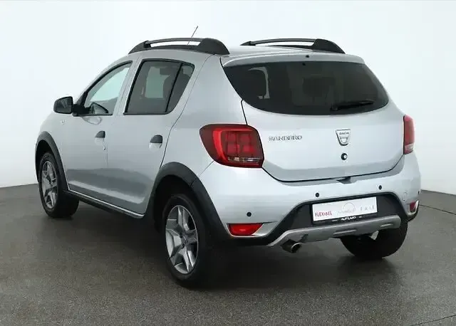 Gebraucht Dacia Sandero Prestige 90 PS (66 kW) 2019 Grau SUV