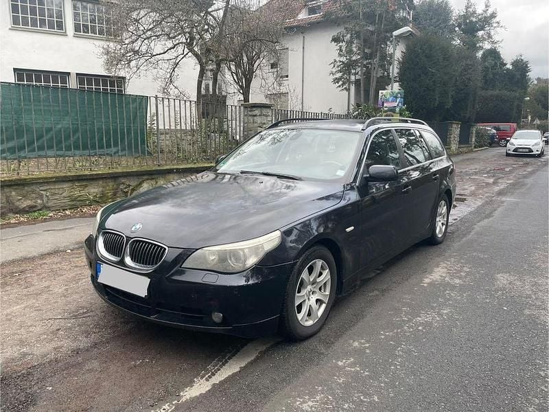 Gebraucht BMW 525 Sport Line 177 PS (130 kW) 2006 Schwarz Kombi