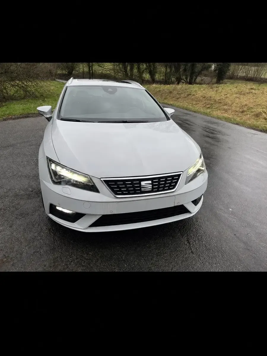 Usado Seat Leon 150 HP (110 kW) 2020 Branco Carrinha