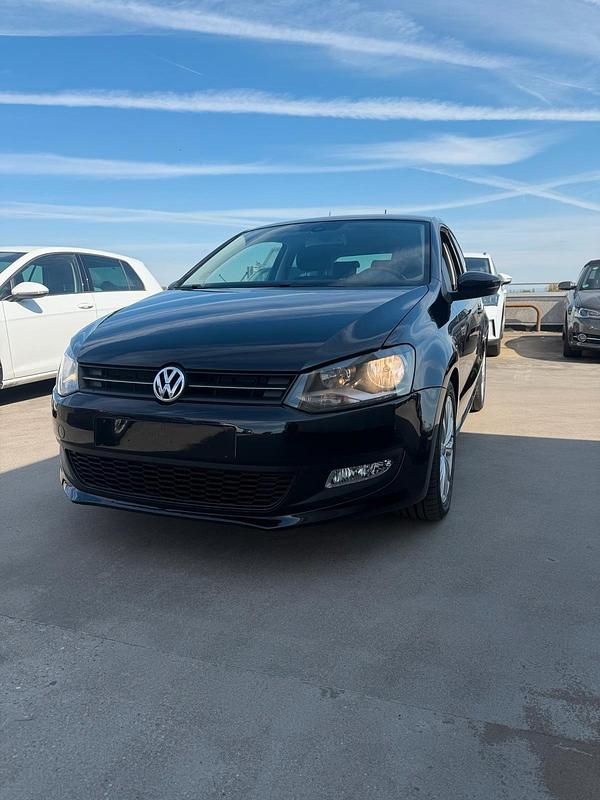 Second-hand VW Polo Life 2010 Negru Hatchback
