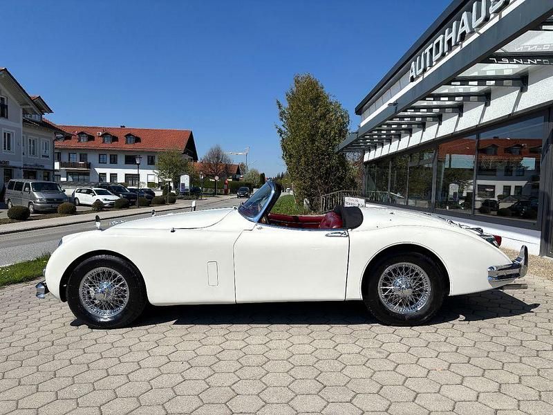 Gebraucht Jaguar XK 250 PS (183 kW) 1960 Weiß Cabrio