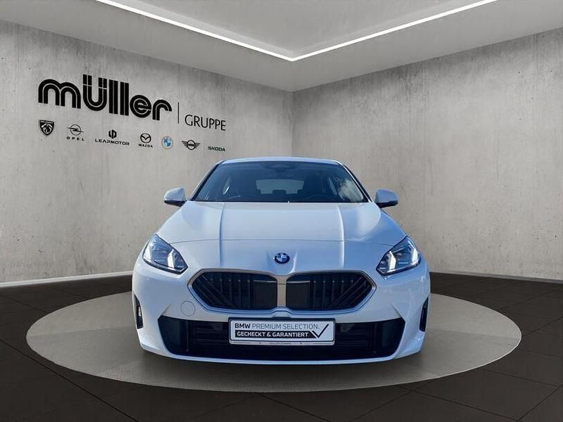 Gebraucht BMW 120 Efficient Dynamics 170 PS (125 kW) 2025 Weiß Kleinwagen