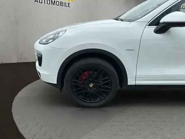Gebraucht Porsche Cayenne Diesel 262 PS (192 kW) 2016 Weiß SUV