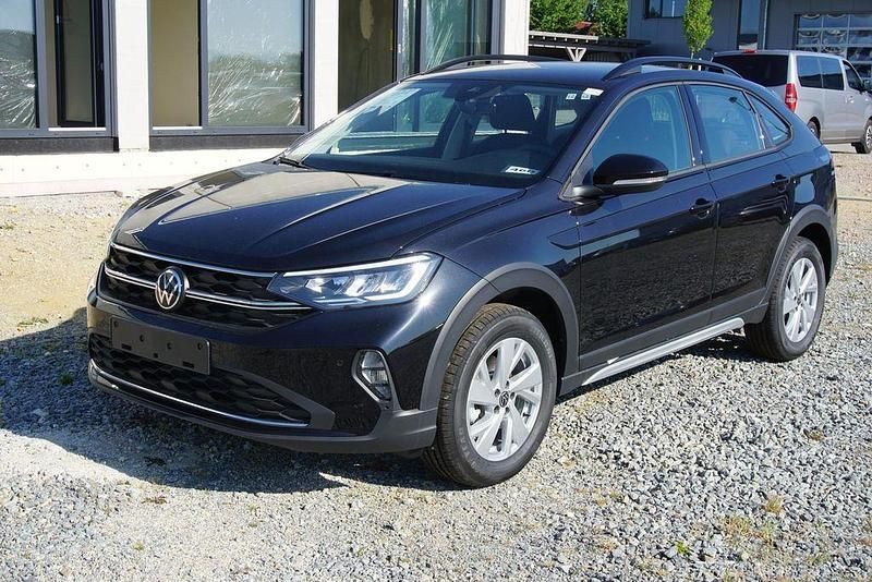 Neu VW Taigo 95 PS (69 kW) 2025 Deep black perleffekt SUV