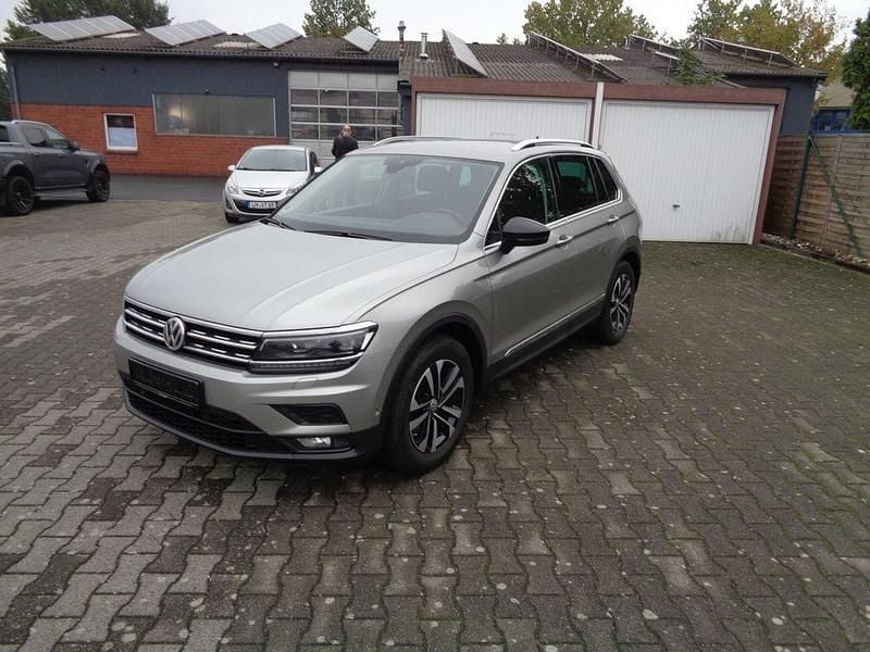 Silber Gebraucht 2019 VW Tiguan IQ Drive SUV | 20.900 € (Guter Preis) - Bild 1/4