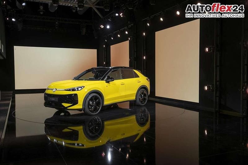 Neu VW T-Roc R-line 150 PS (110 kW) 2026 Wolf grey metallic / sch... SUV