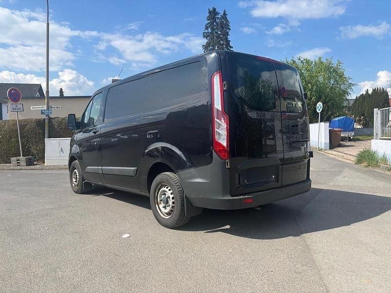 Second-hand Ford Transit Custom 101 CP (74 kW) 2016 Negru Monovolum