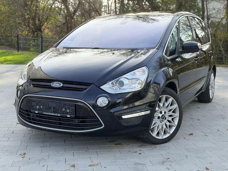 Schwarz Gebraucht 2013 Ford S-MAX Titanium Van / Kleinbus | 7.990 € (Guter Preis) - Bild 1/4