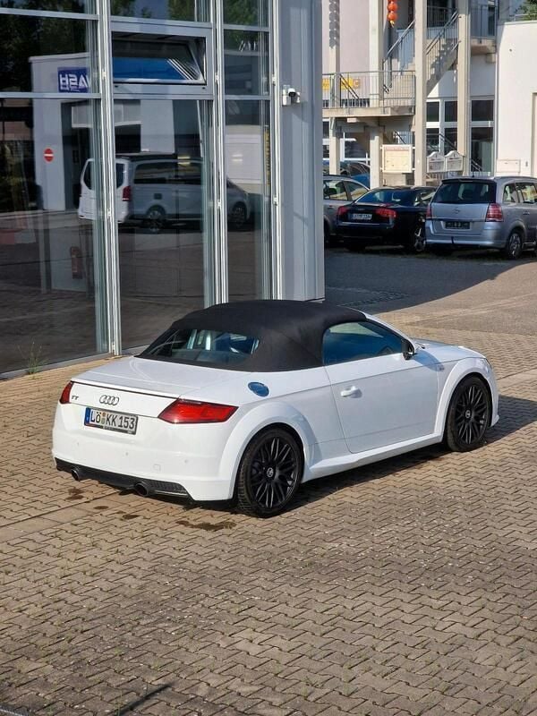 Weiß Gebraucht 2016 Audi TT Roadster S-Line Cabrio | 16.100 € (Fairer Preis) - Bild 1/4