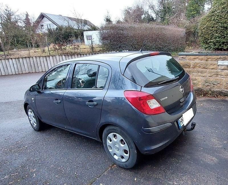 Gebraucht Opel Corsa Selection 90 PS (66 kW) 2009 Grau Kleinwagen