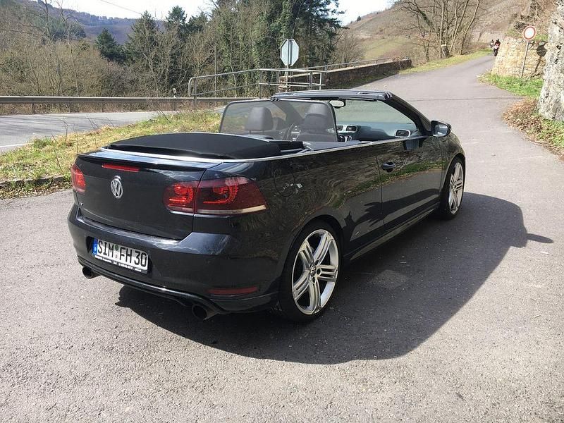 Gebraucht VW Golf Cabriolet R 265 PS (194 kW) 2013 Schwarz Cabrio