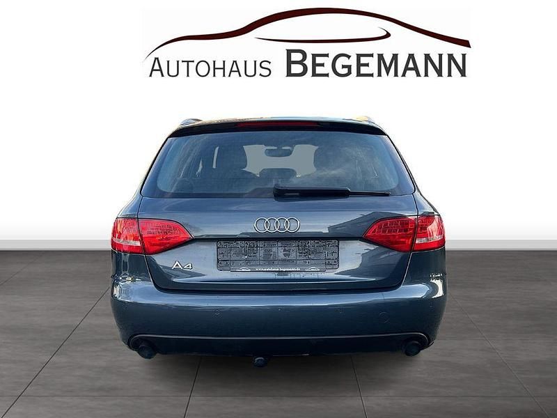 Gebraucht Audi A4 S-Line 179 PS (131 kW) 2011 Grau Kombi