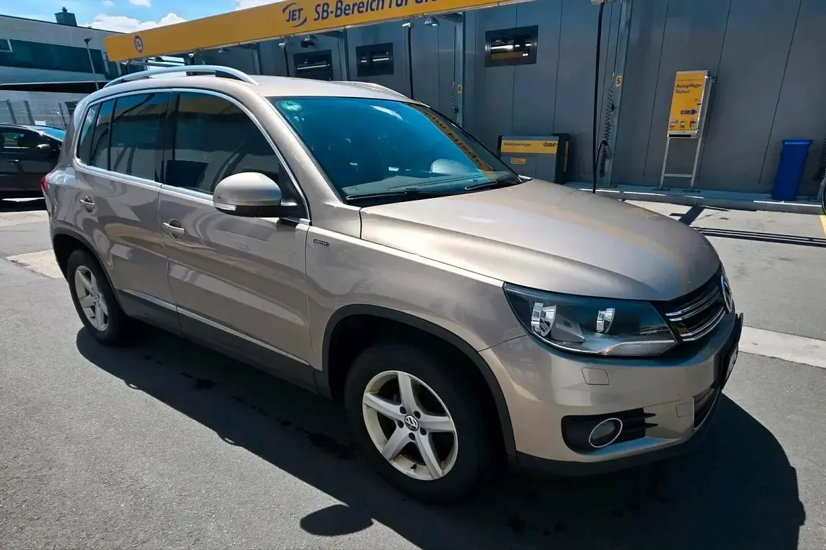 Usata VW Tiguan 150 CV (110 kW) 2015 Oro SUV