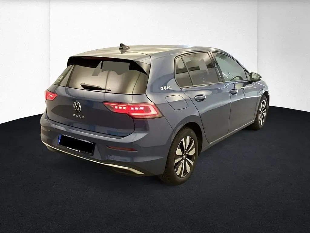 Gebraucht VW Golf VIII Goal 150 PS (110 kW) 2025 Blau Limousine