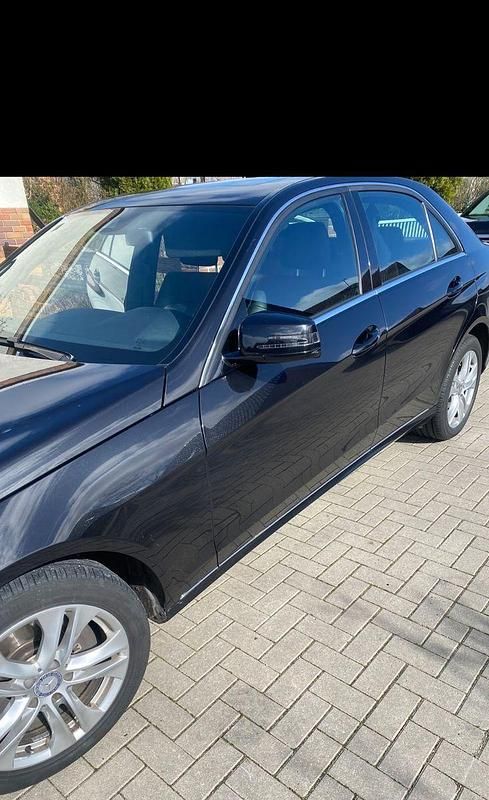 Gebraucht Mercedes E350 258 PS (189 kW) 2017 Schwarz Limousine