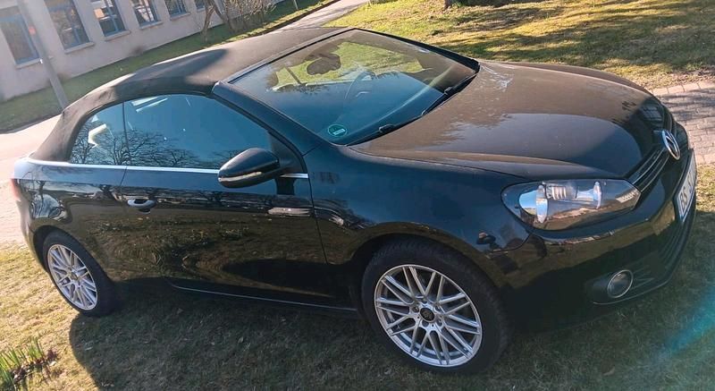 Gebraucht VW Golf 105 PS (77 kW) 2011 Schwarz Cabrio