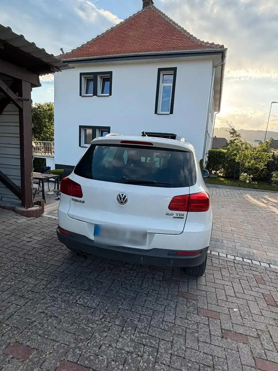 Gebraucht VW Tiguan 150 PS (110 kW) 2012 Weiß SUV