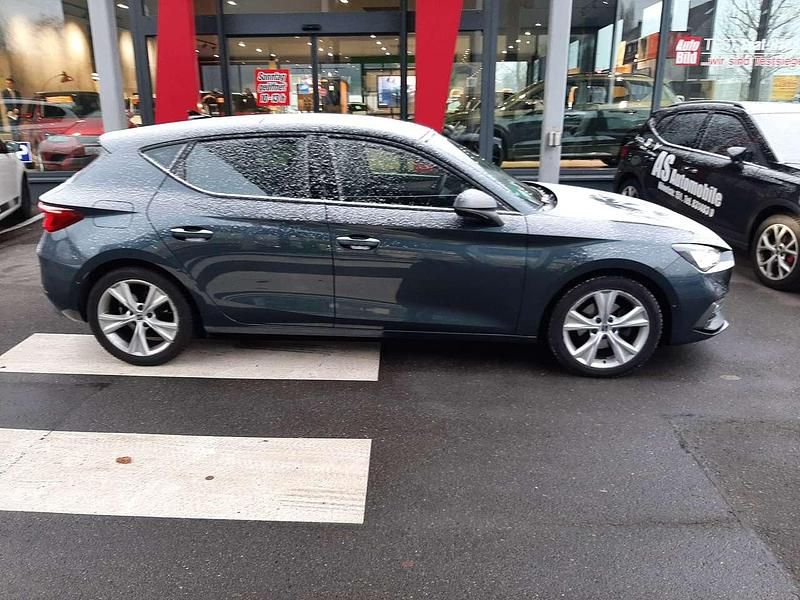 Gebraucht Seat Leon FR 110 PS (80 kW) 2022 Grey (metallic) Kleinwagen