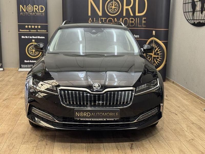 Gebraucht Skoda Superb 2023 Schwarz