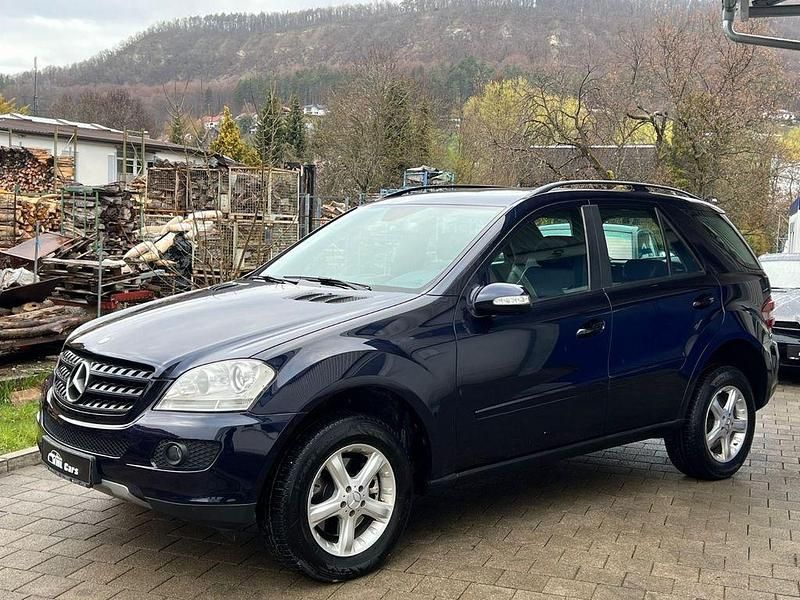 Gebraucht Mercedes ML280 190 PS (139 kW) 2006 Blau SUV