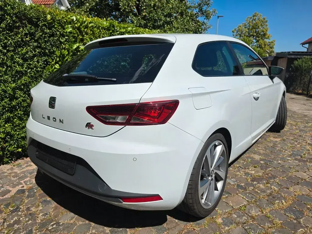 Gebraucht Seat Leon FR 184 PS (135 kW) 2015 Weiß Limousine