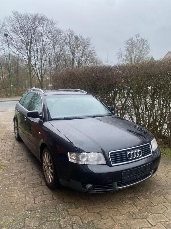 Schwarz Gebraucht 2000 Audi A4 Kombi | 1.920 € - Bild 1/4