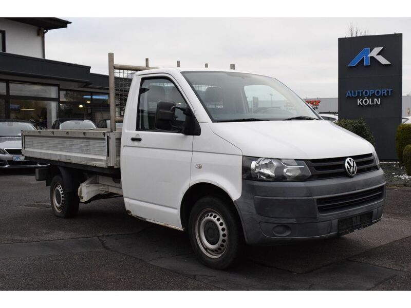 Weiss Gebraucht 2013 VW T5 Van | 8.890 € - Bild 1/4