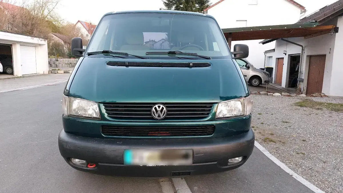 Gebraucht VW Multivan 115 PS (84 kW) 1998 Grün Van / Kleinbus