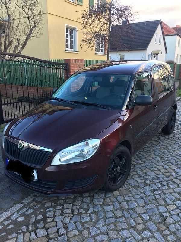 Andere farben Gebraucht 2010 Skoda Roomster Van / Kleinbus | 3.500 € (Guter Preis) - Bild 1/4