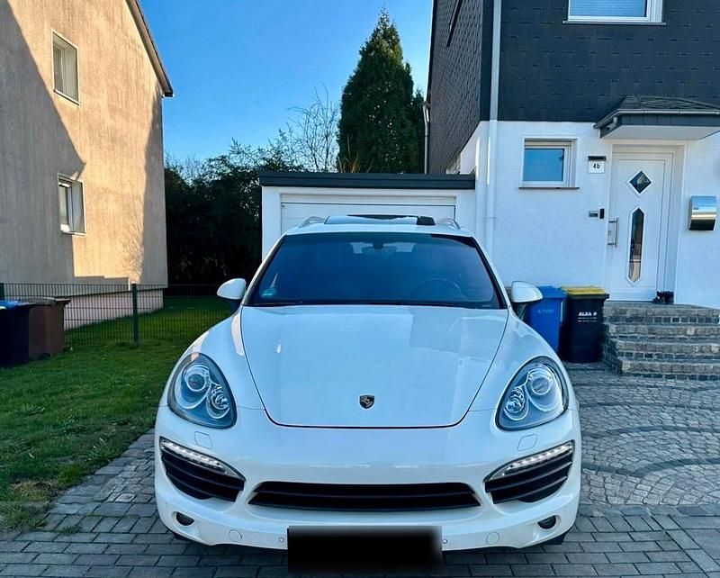 Gebraucht Porsche Cayenne S 400 PS (294 kW) 2011 Weiß SUV