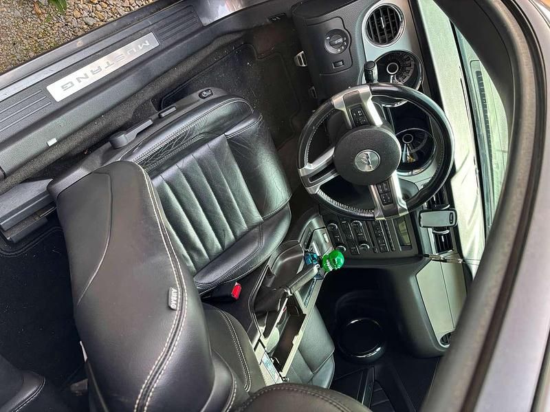 Gebraucht Ford Mustang GT 426 PS (313 kW) 2013 Grau Coupé