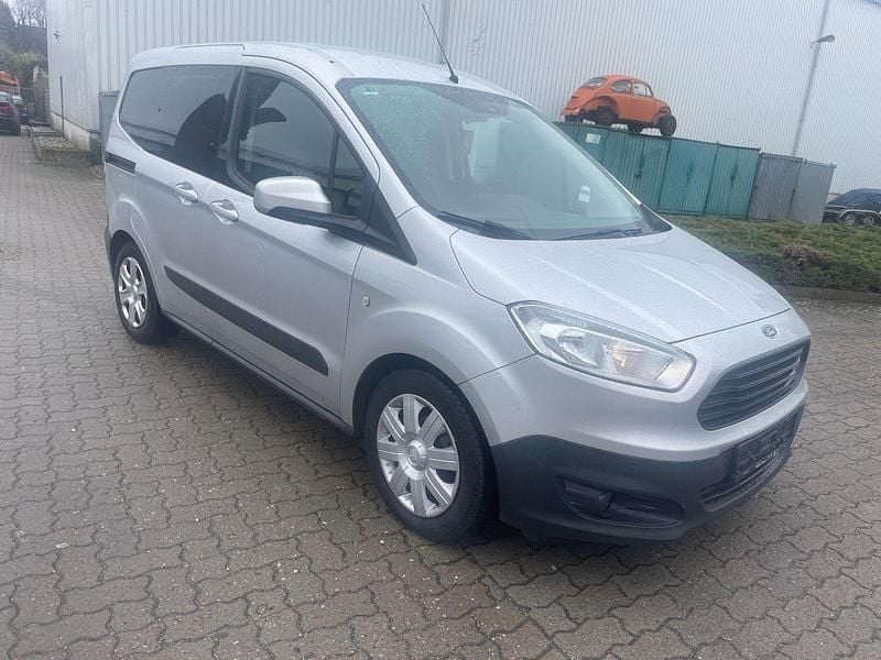 Second-hand Ford Transit Trend 101 CP (74 kW) 2018 Argintiu Break