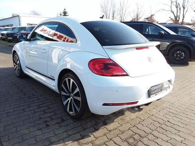 Gebraucht VW Beetle Cup 160 PS (117 kW) 2014 Weiß Kleinwagen